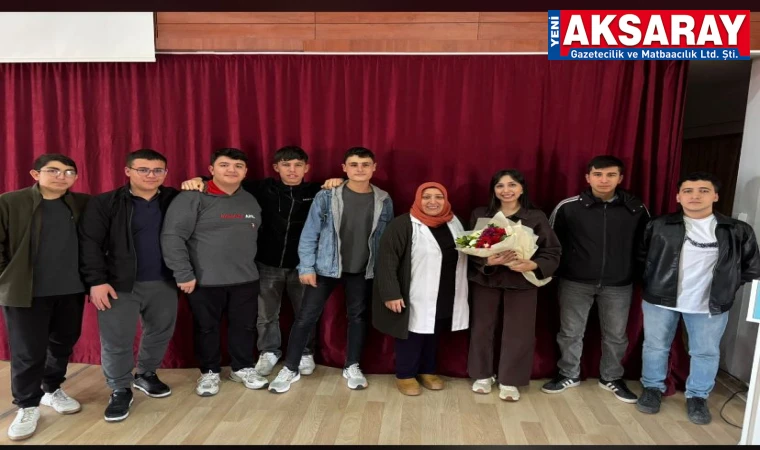 DİYETİSYEN ŞÜKRİYE AMAÇ ÖĞRENCİLERLE BULUŞTU Gençlerin geleceği sağlıklı beslenmeden geçiyor