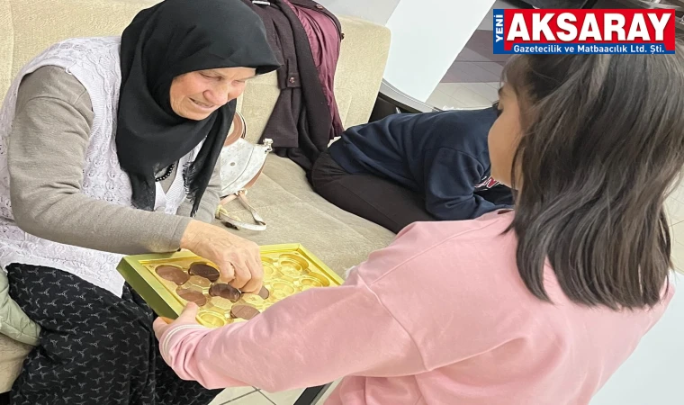 KUŞAKLAR AYNI SOFRADA Aksaray’da dede-torun iftarı