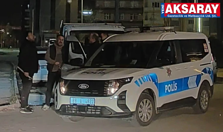 Elinde keserle korkulu anlar yaşattı