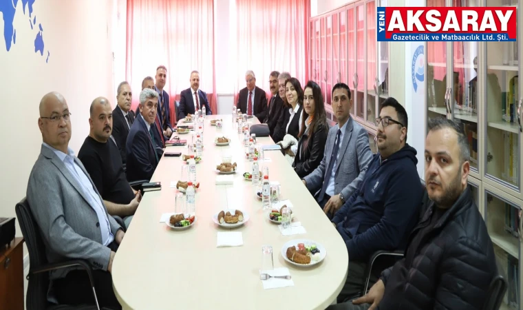 Üniversitede kalite değerlendirme toplantısı