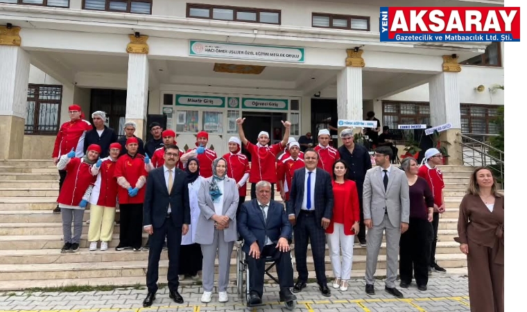 AKSARAY’DA TARİHİ YARIŞMA ‘Özel Şefler’ mutfakta engel tanımadı