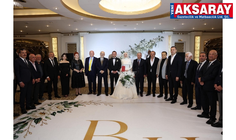 Eski valiler düğüne geldi