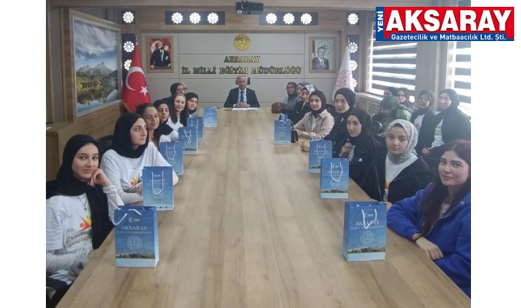 Öğrenci grubuyla kültürel buluşma