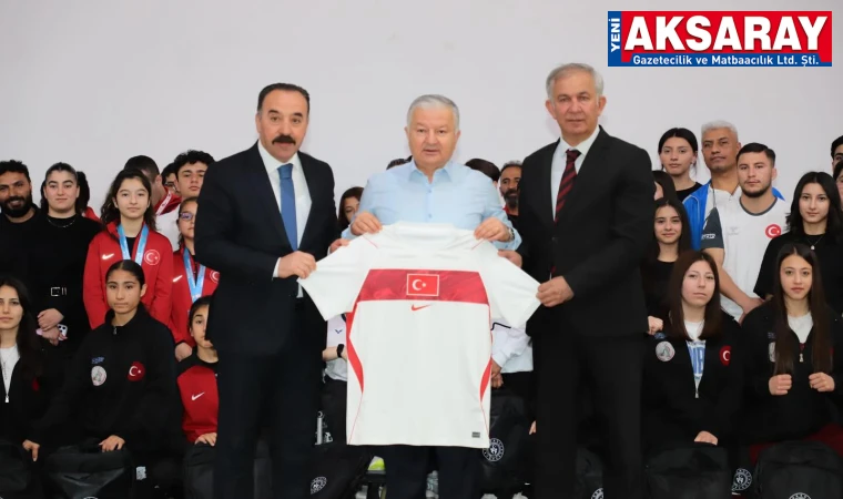 Şampiyonlarla gurur buluşması