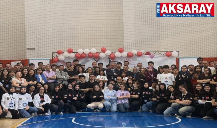 12 OKUL, 54 PROJE VE TEK HEDEF Bilim Şöleni ödüllerle taçlandı