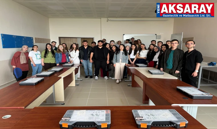KOMŞUNUN LİSE ÖĞRENCİLERİ AKSARAY MÜHENDİSLİK Fakültesini tanıdı