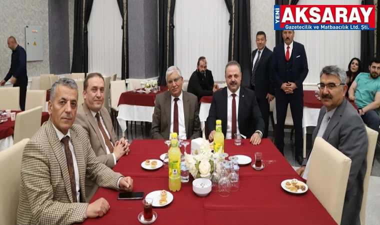 Üniversitede bayramlaşma