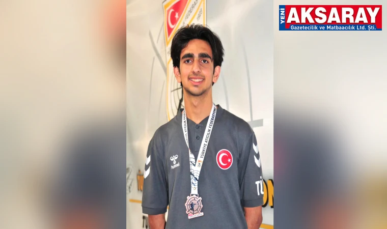 Abdullah Bronz Madalya ile döndü
