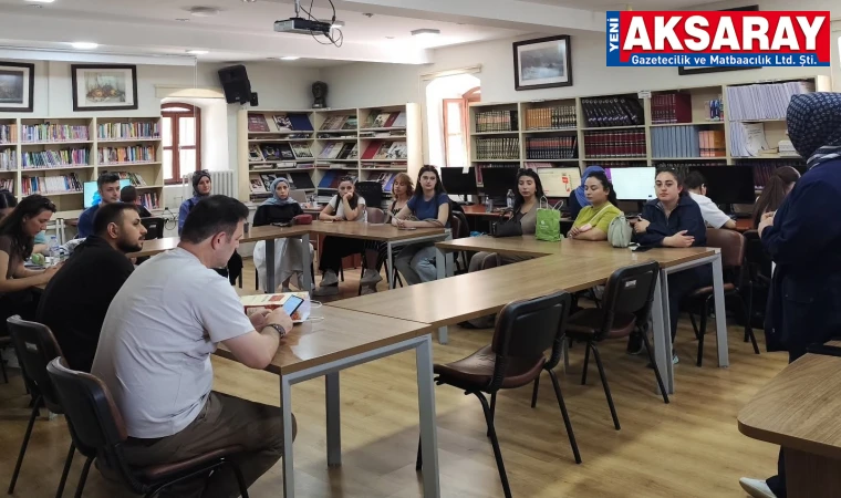 İl Halk Kütüphanesi’nde öğretmen adayları bilgilendirildi