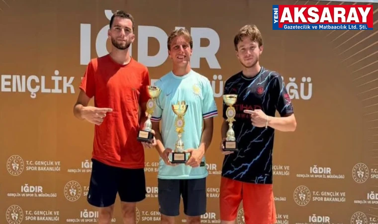 Kayısı Tenis Kupasında Aksaray kürsüde