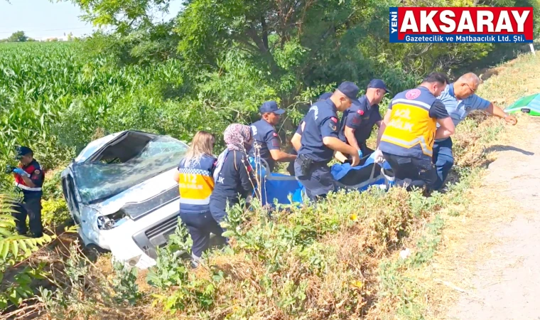 OTOMOBİL TAKLA ATTI, 3 ÖLÜ 1 YARALI 4 Kişilik aileden biri kurtuldu