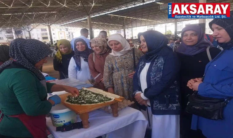 Ak kadınlar Hanımeli Pazarı’na destek verdi
