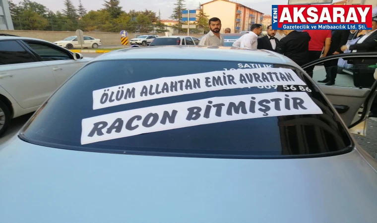 Düğün konvoyundaki araçlara yazılan mizahi yazılar ilgi odağı