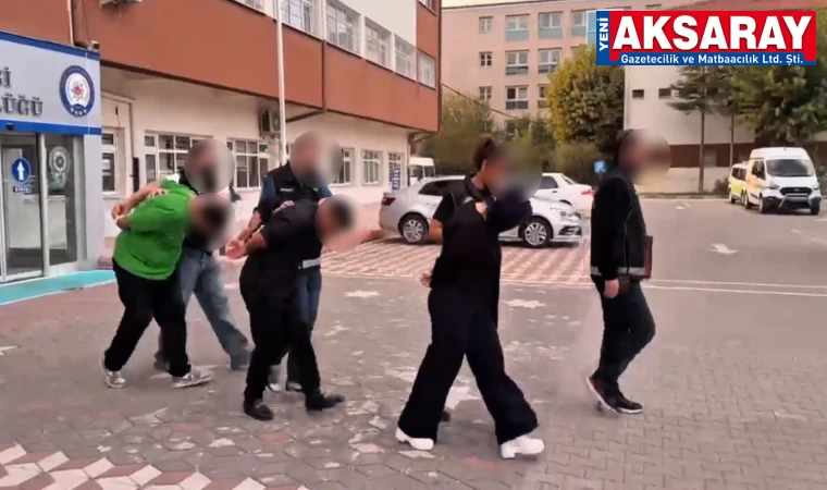 Midelerinde uyuşturucu taşıyan 4 şüpheli tutuklandı