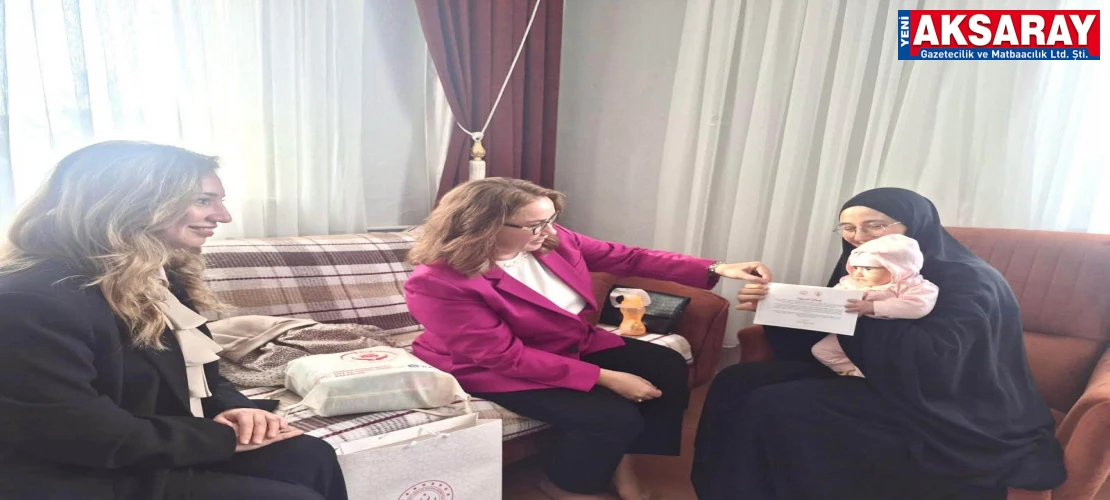 Yeni evli çifte anlamlı ziyaret
