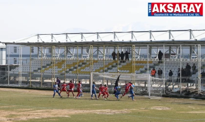 Ağır zeminde takımlar birer puanı paylaştı