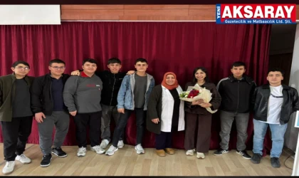 DİYETİSYEN ŞÜKRİYE AMAÇ ÖĞRENCİLERLE BULUŞTU Gençlerin geleceği sağlıklı beslenmeden geçiyor