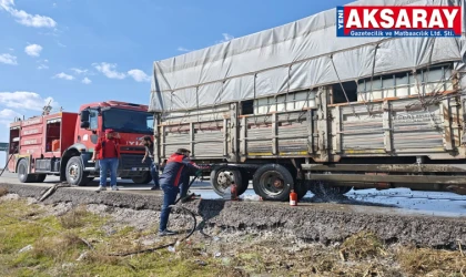 Sıkışan balata kamyonun lastiğini yaktı