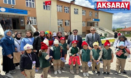 SARIKARAMAN’DA ŞENLİK HAVASI Köy okulunda buluştular
