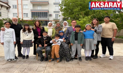 Üç kuşak bir arada yaşayan şehit ailesine ziyaret