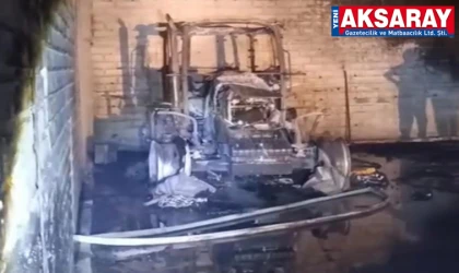 ESKİL’DE KORKUTAN GARAJ YANGINI  Bir traktör kül oldu, diğeri son anda kurtarıldı