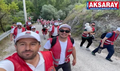 Güne özel Vadi’de yürüyüş yaptılar