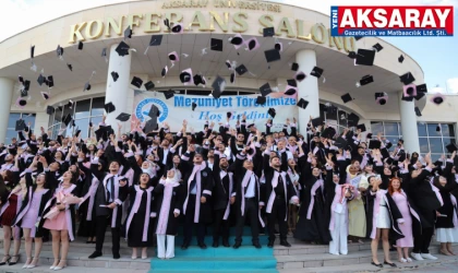 İKTİSAT FAKÜLTESİ MEZUNLARINI UĞURLADI “Üşenme, erteleme, vazgeçme” mesajı verildi