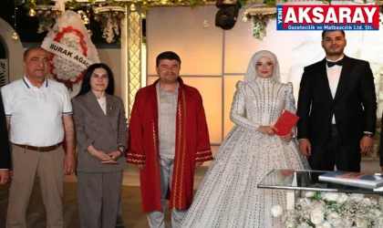 Beril ile Ahmet evlendi