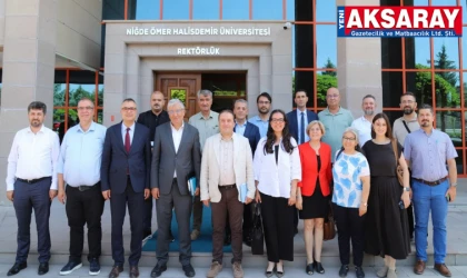 İki komşu üniversitenin kalite süreçleri işbirliği