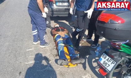 Motosiklet ile otomobil çarpıştı