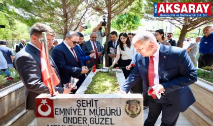 VATAN TOPRAĞINDA BİRLİK RUHU Şehitlikte kahramanlarımız dualarla anıldı